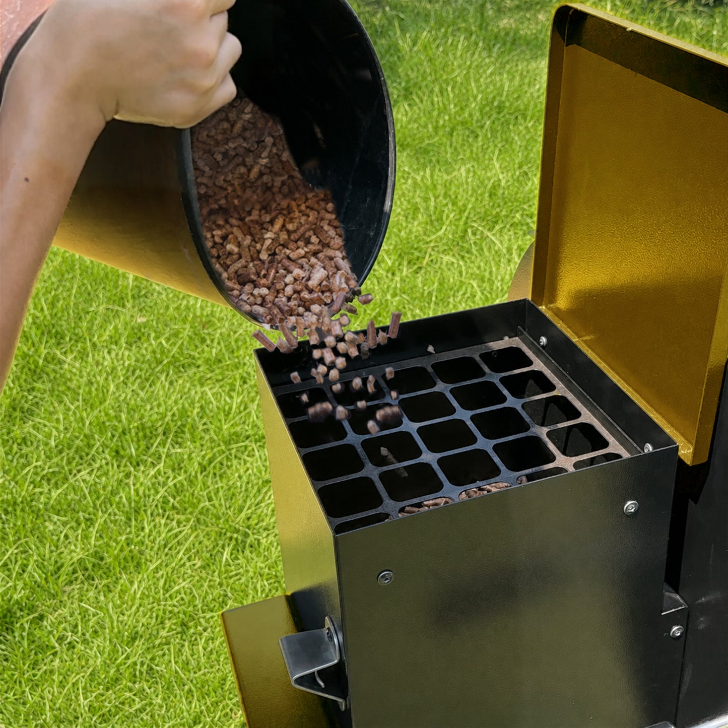 KingChii 766 Sq. In. Wood Pellet Grill & Smoker - Bronze